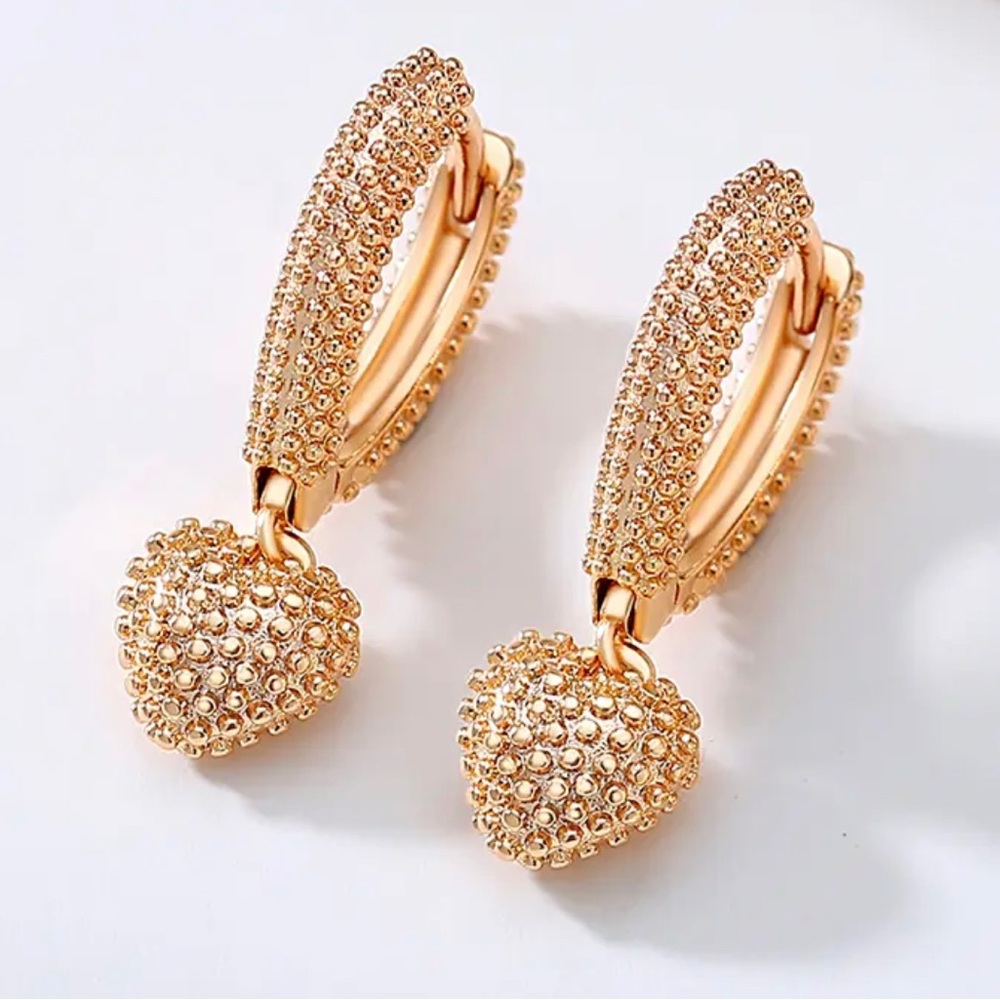 14K Plated Vintage Heart Dangle Earrings - Picture 1 of 4